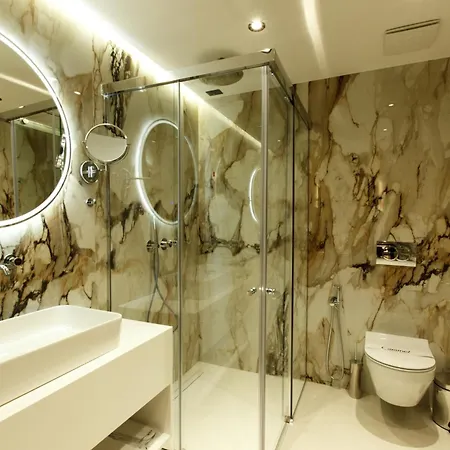 Caramel Boutique Hotel 3*