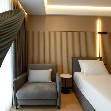 Caramel Boutique Hotel 3*
